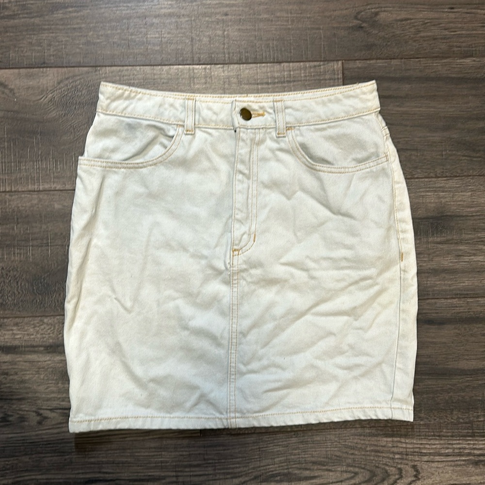 American Apparel JEANS - Light Wash Denim Mini Skirt